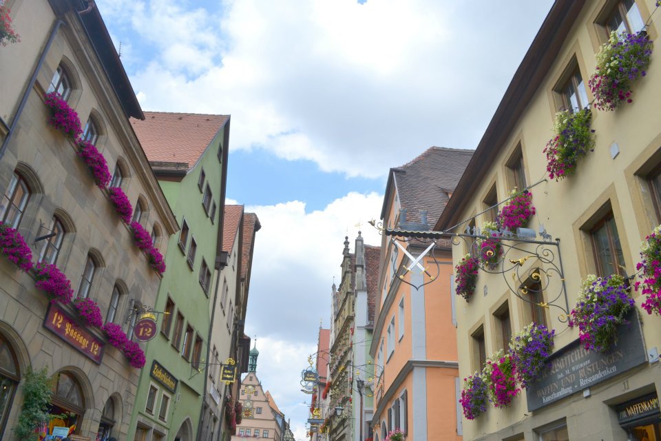 the poor sophisticate Rothenburg and the German Wine Country