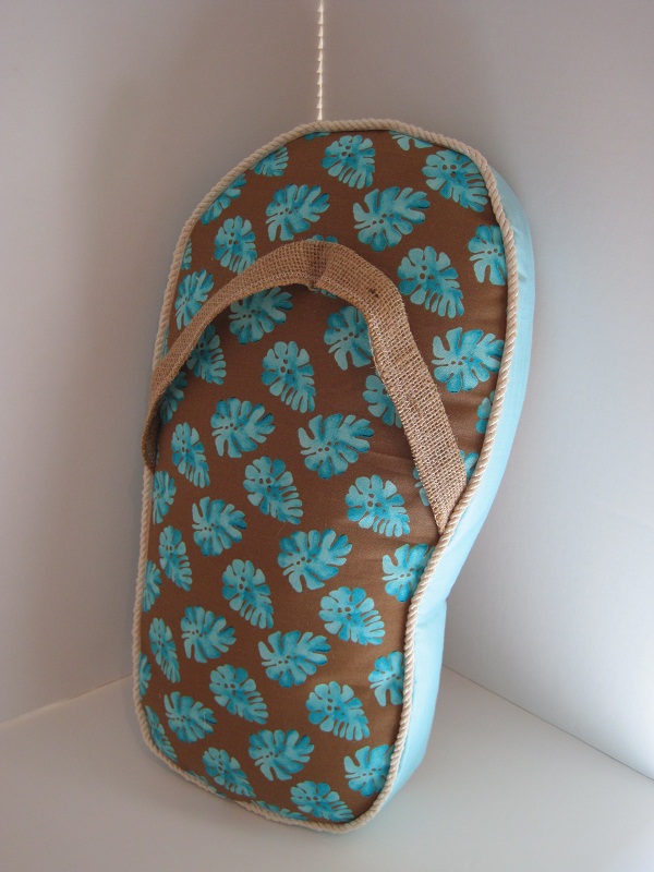 Float Interiors How to make a Flip Flop Pillow
