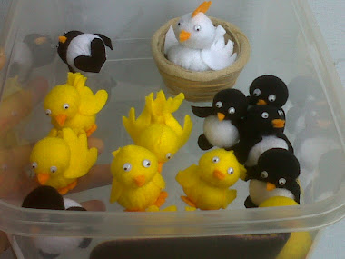 Ayam-ayam & Keluarga Pinguin "B'Gaul"