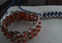 Pulsera con anillas de lata