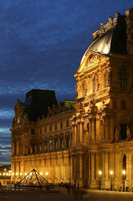 The Musée du Louvre in Paris, France. Photo: WikiMedia.org.