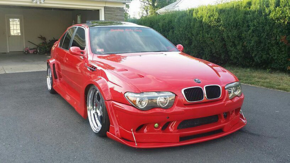 What Do You Make of This Bungled Up BMW 540i E39? Carscoops