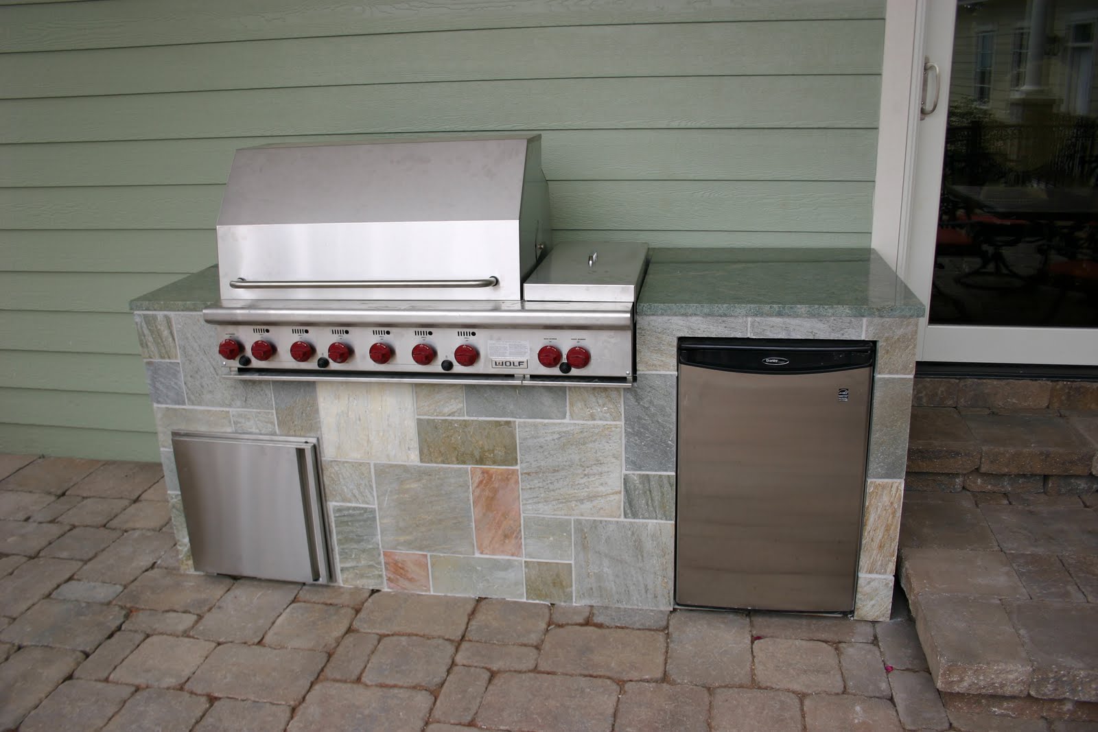 The Granite Gurus Outdoor Bbq With Costa Smeralda Granite