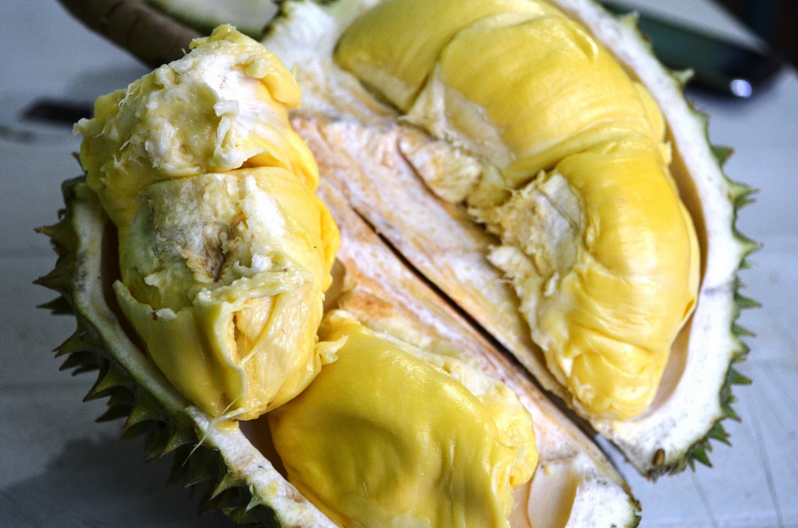Exploring Davao City Davao's Iconic fruit, the Durian!