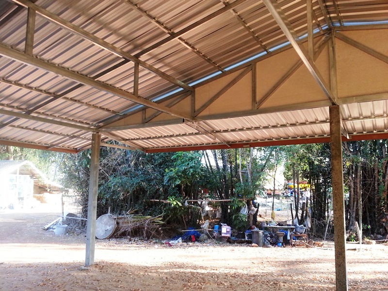 Leben Auf Dem Land Das Dach Ist Gedeckt