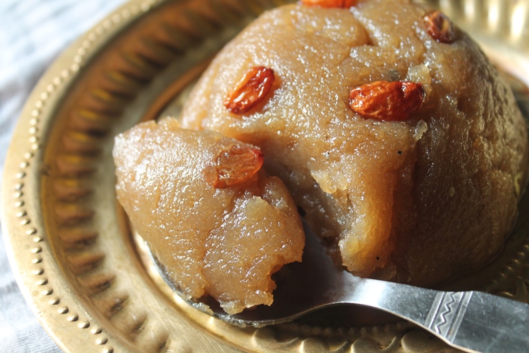 Easy Atta Halwa Recipe Atta Ka Sheera Recipe Yummy Tummy