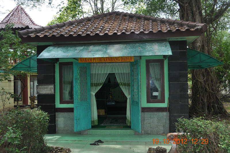 Makam Putri Kembang Dadar (Ist)