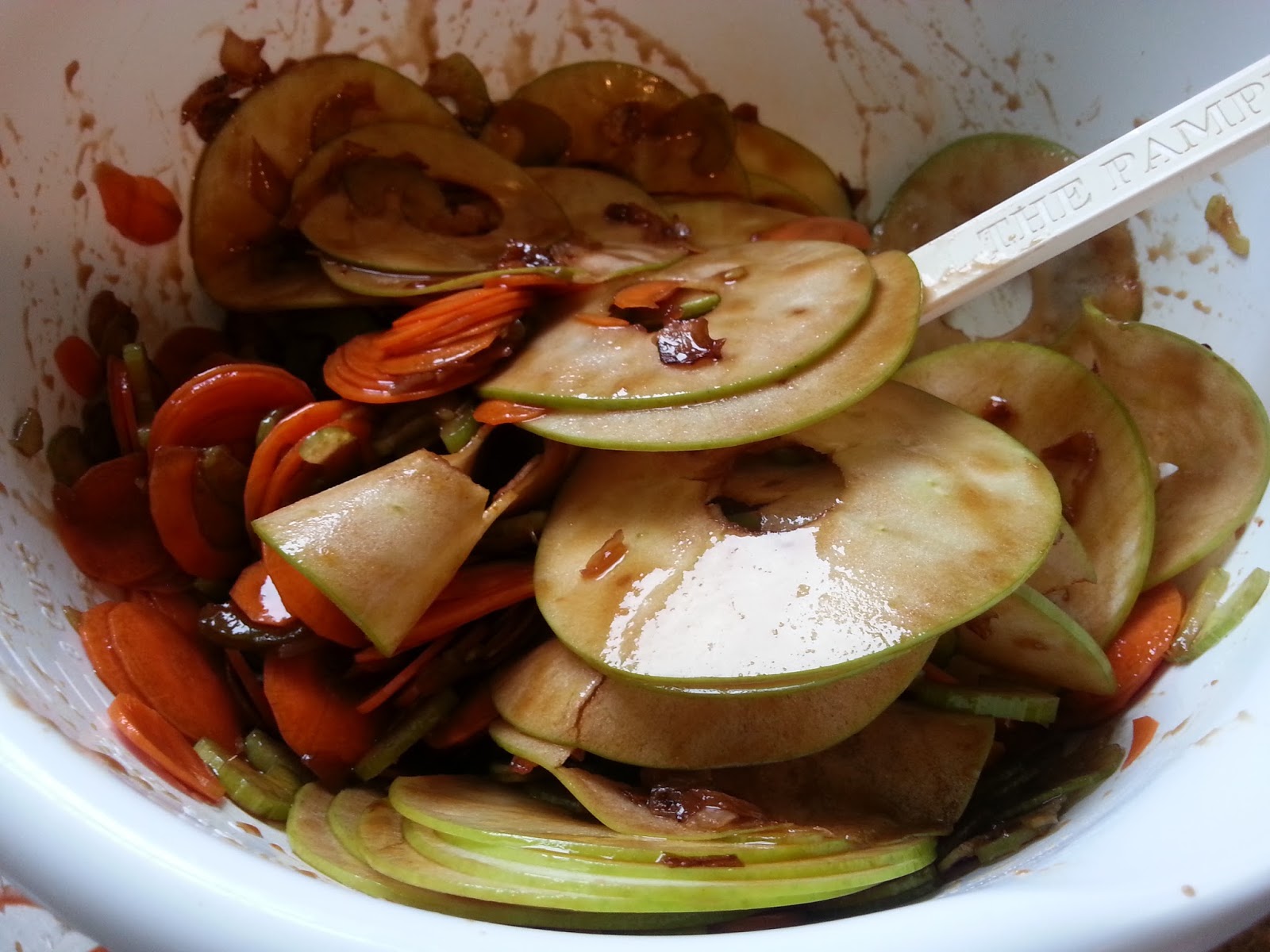That's 'licious, Mommy! Barbecue Vinaigrette Spinach Salad