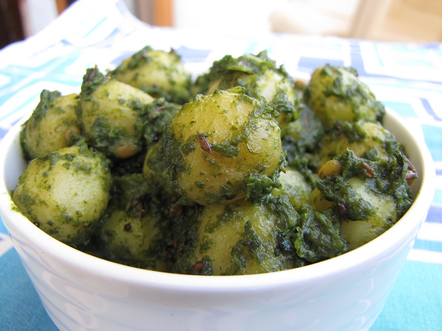 Super Yummy Recipes Tongue Tingling Coriander Baby Potato Curry
