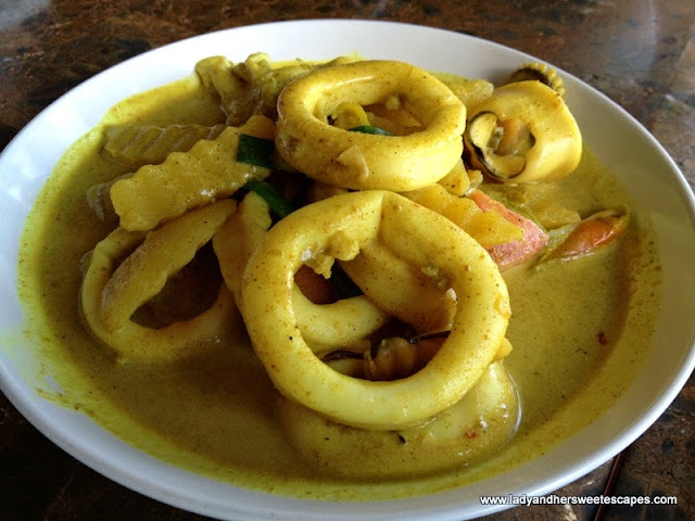 calamares Alona Tropical_Beach Resort's restaurant Bohol