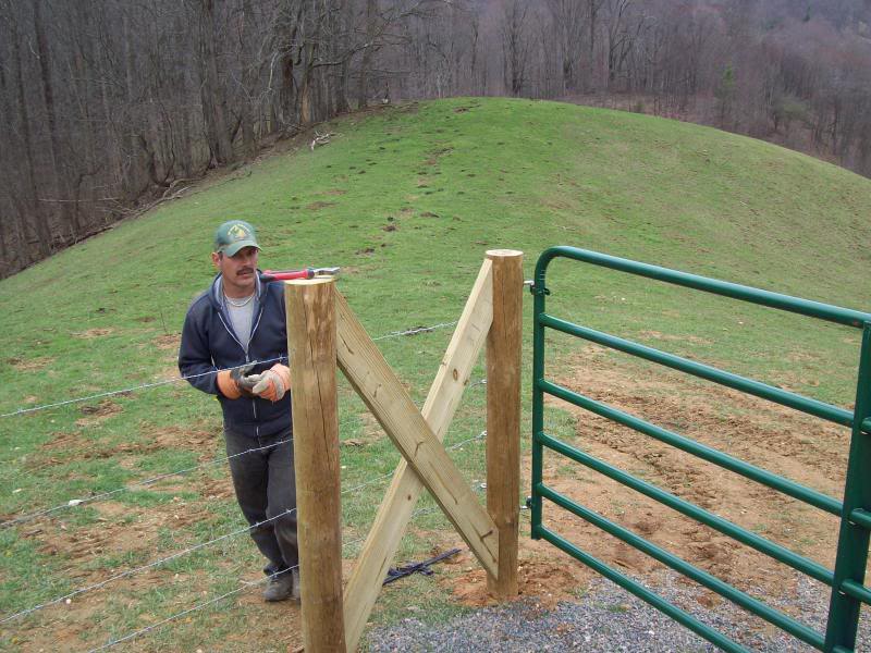 Mike and Lisa's World Chapter 57...How To Install A Barbed Wire Fence