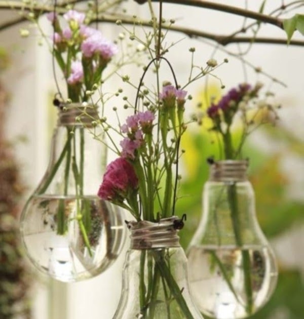to simply dwell DIY Light Bulb Vase