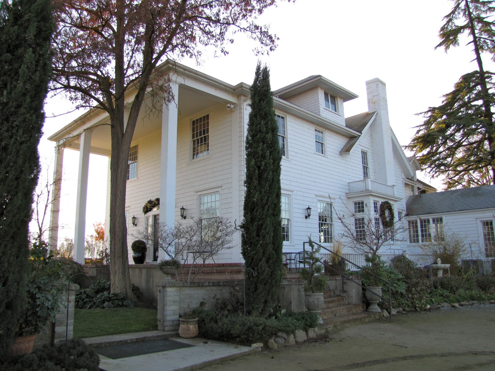 The Oregon Winery Review EdenVale Winery, A Real Gem in the Rogue