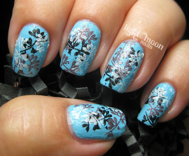 light of moon nails finger