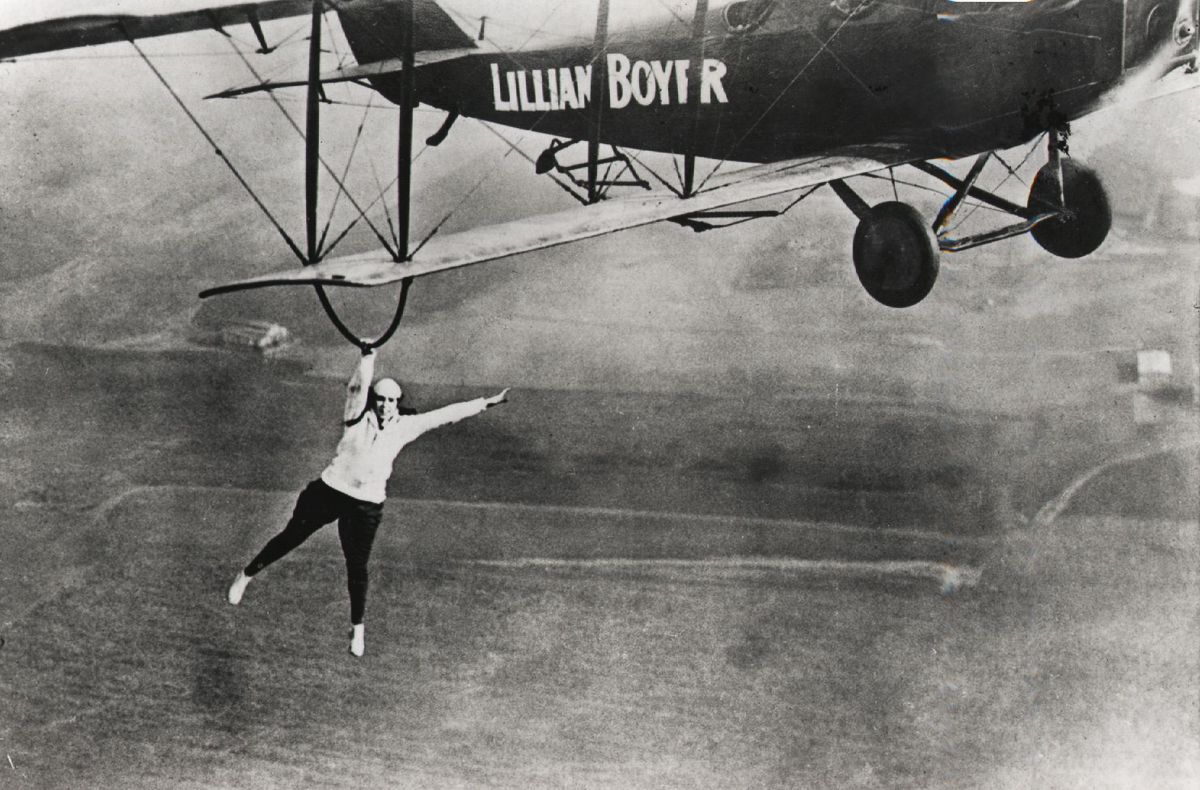 Wing Walkers from the 1920s These Vintage Photos of Daredevils Doing