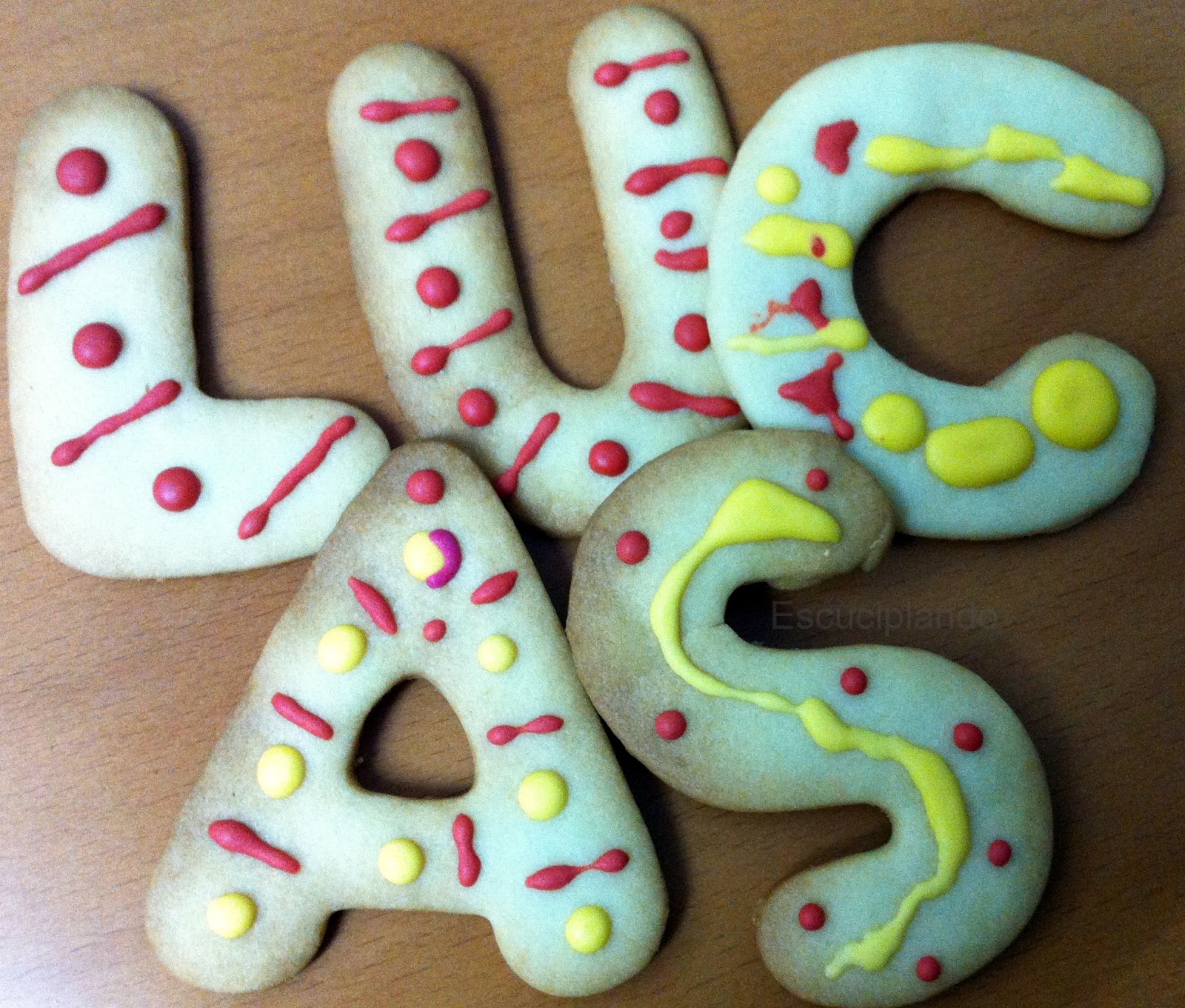 decorar galletas con fondant y glasa escuciplando galletas decoradas masa glasa y fondant decorar galletas con fondant y glasa escuciplando galletas decoradas masa glasa y fondant