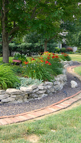 Forever Decorating!: Front Yard Gardens 2013!