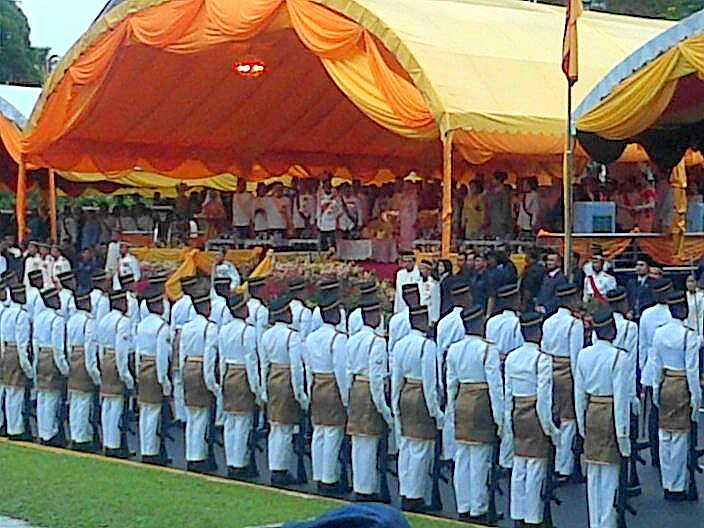 UnReportedNews™®: SERI PADUKA BAGINDA YANG DIPERTUAN AGONG MENCEMAR