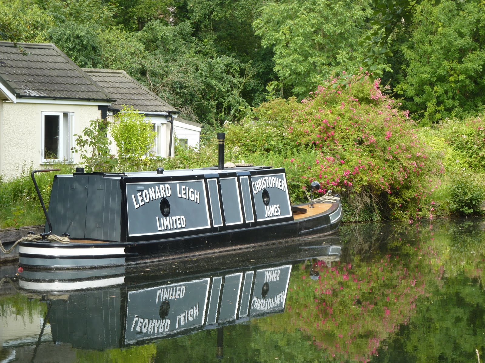 Worthing Wanderer The Basingstoke Canal Section Two Ash Vale to