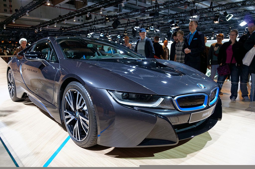 Electeric Sports Car : BMW i8 is Vision EfficientDynamics