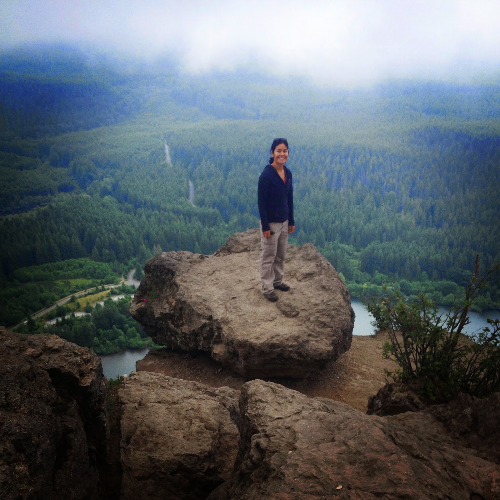 RunHikePlay Rattlesnake Ledge Hike Family Hike