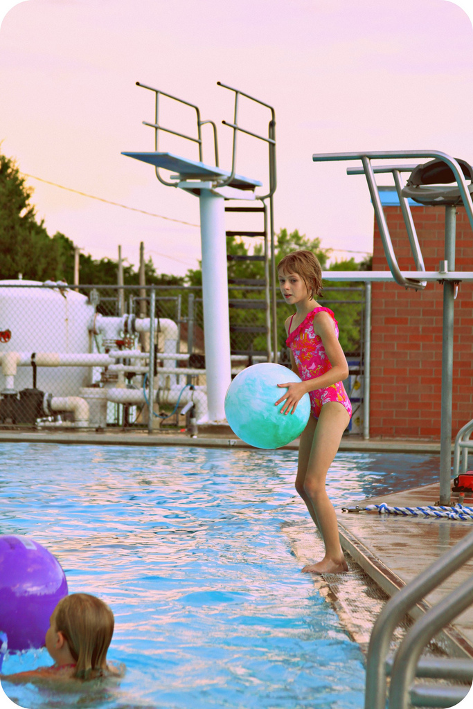 WhiMSy love Swimming Birthday Party