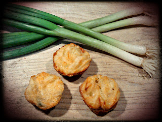 Recipe: Gruyère-scallion mini popovers