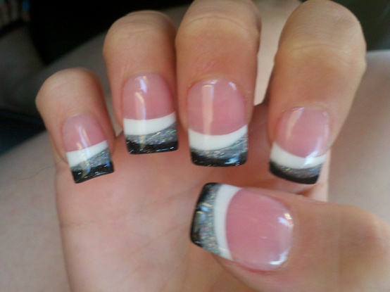 party nails - glammed