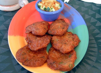 [Image: tod+mun.jpg]