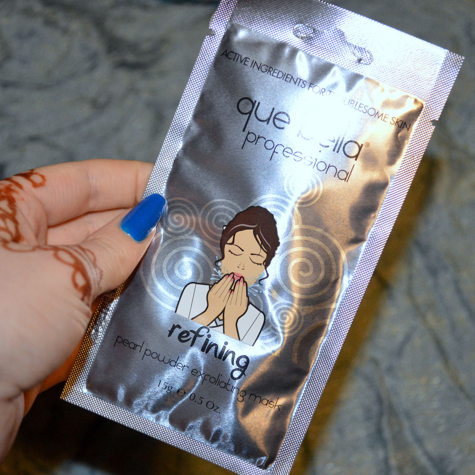 Download Que Bella Face Mask Haul Review Girlchickbetty PSD Mockup Templates