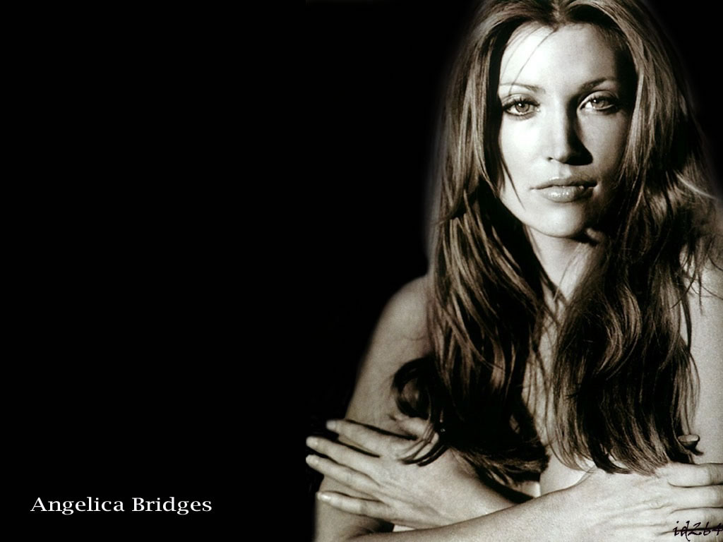 Filmovízia: Angelica Bridges [Wallpaper]