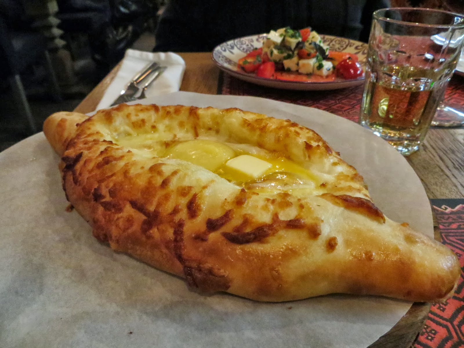 Maistamista Georgialainen ravintola Haluan hartsoa Pietarissa Maistamista Georgialainen ravintola Haluan hartsoa Pietarissa