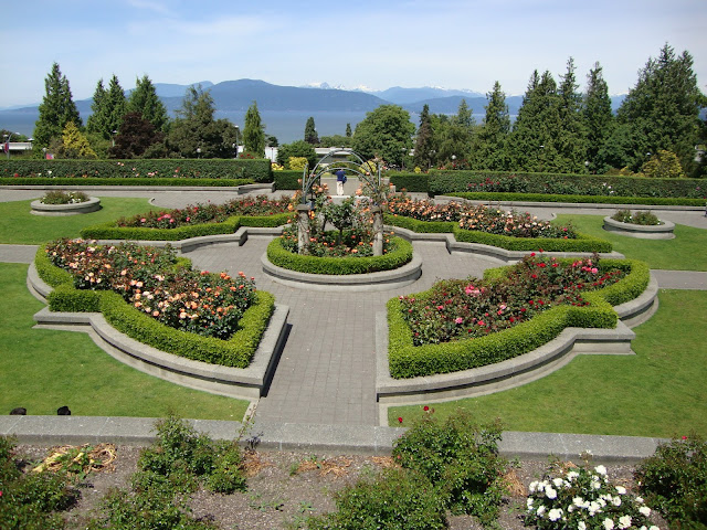 Jardim das Rosas UBC vancouver