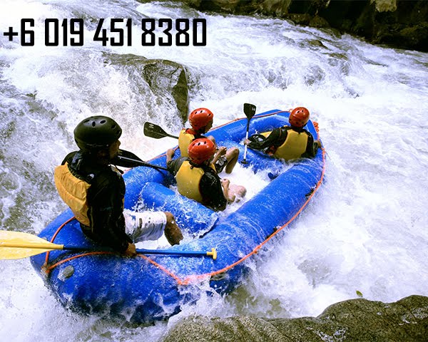 WHITE WATER RAFTING