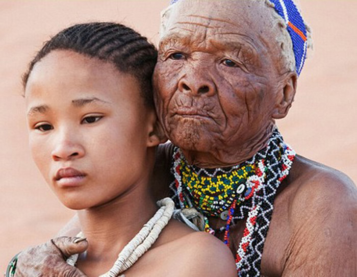 San-grandmother-and-her-granddaughter.jpg