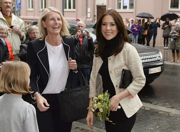 Crown Princess Mary of Denmark accompanied by representatives from the Mary Fonden opened Råd til Livet (Advice for Life) at Mødrehjælpen