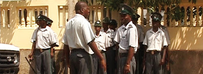 Soltura de suposto violador de menores gera pânico em Inhagoia Soltura de suposto violador de menores gera pânico em Inhagoia