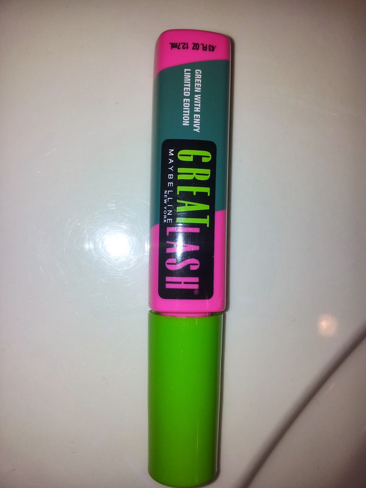 Mom's Thumb Reviews Great Lash Emerald Green Mascara
