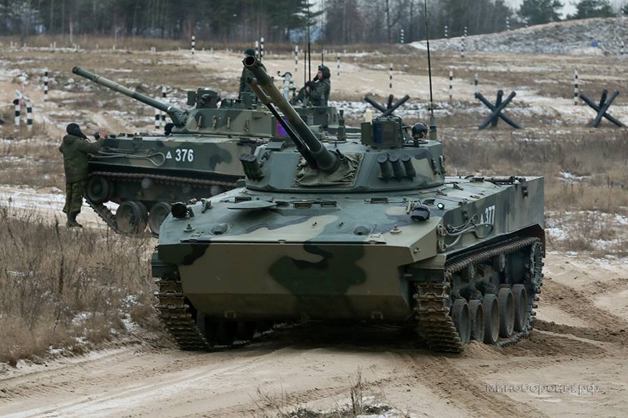 SNAFU!: BMD-4M at work...pics via Russian Military Technology Facebook