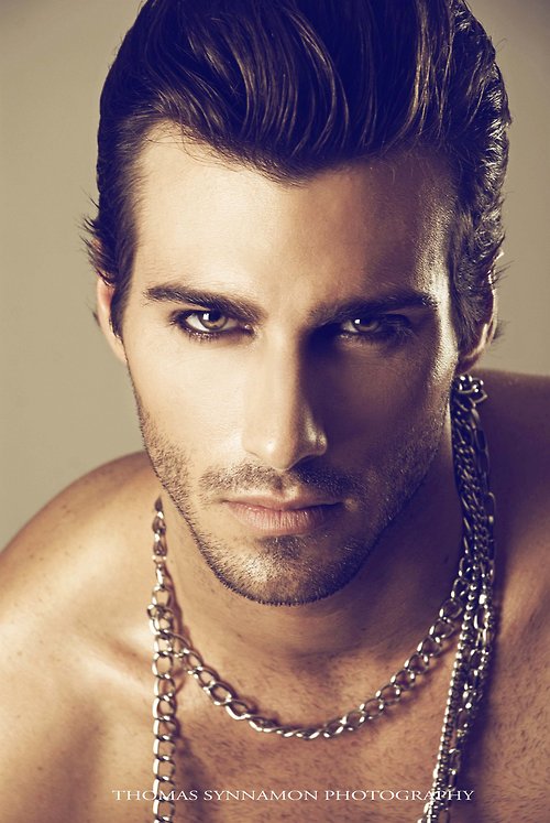 Eyecons: MODEL MONDAY: JUSTIN CLYNES