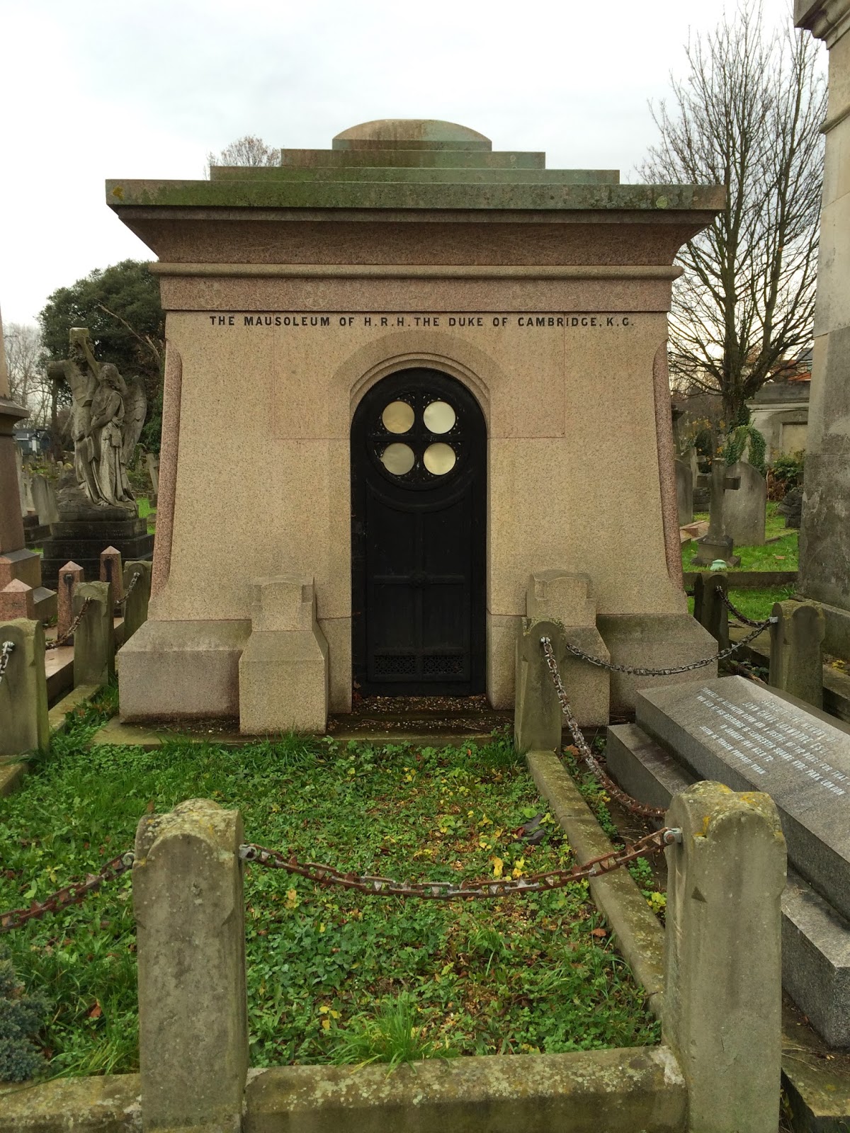 kensal green cemetery in the twentieth cemetery british cemetery and cremation records from deceased online kensal green cemetery in the twentieth cemetery british cemetery and cremation records from deceased online