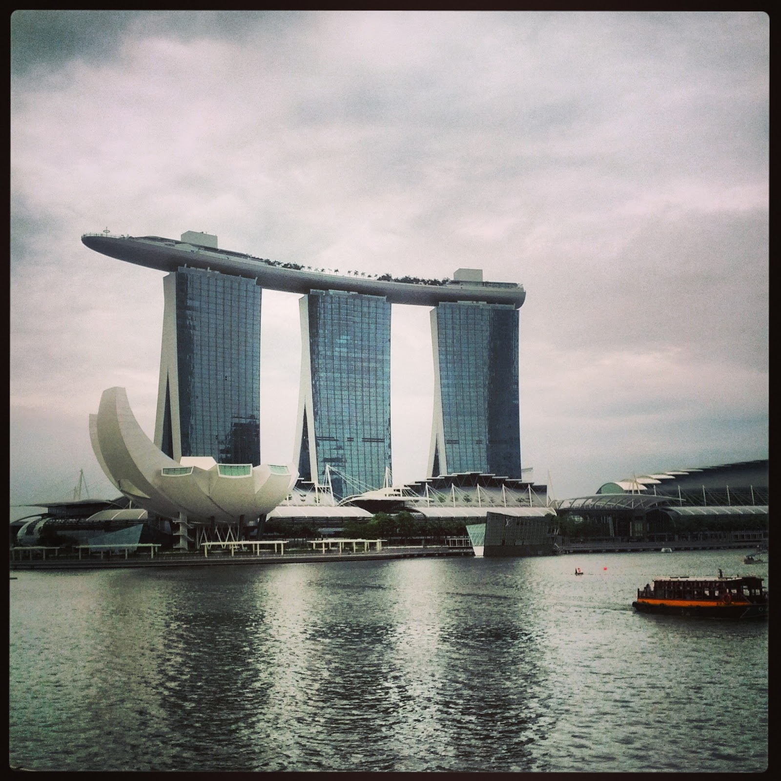 Singapore forex hub