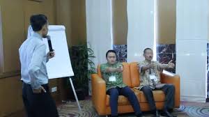 SURABAYA PUBLIC SPEAKING HIPNOTERAPI