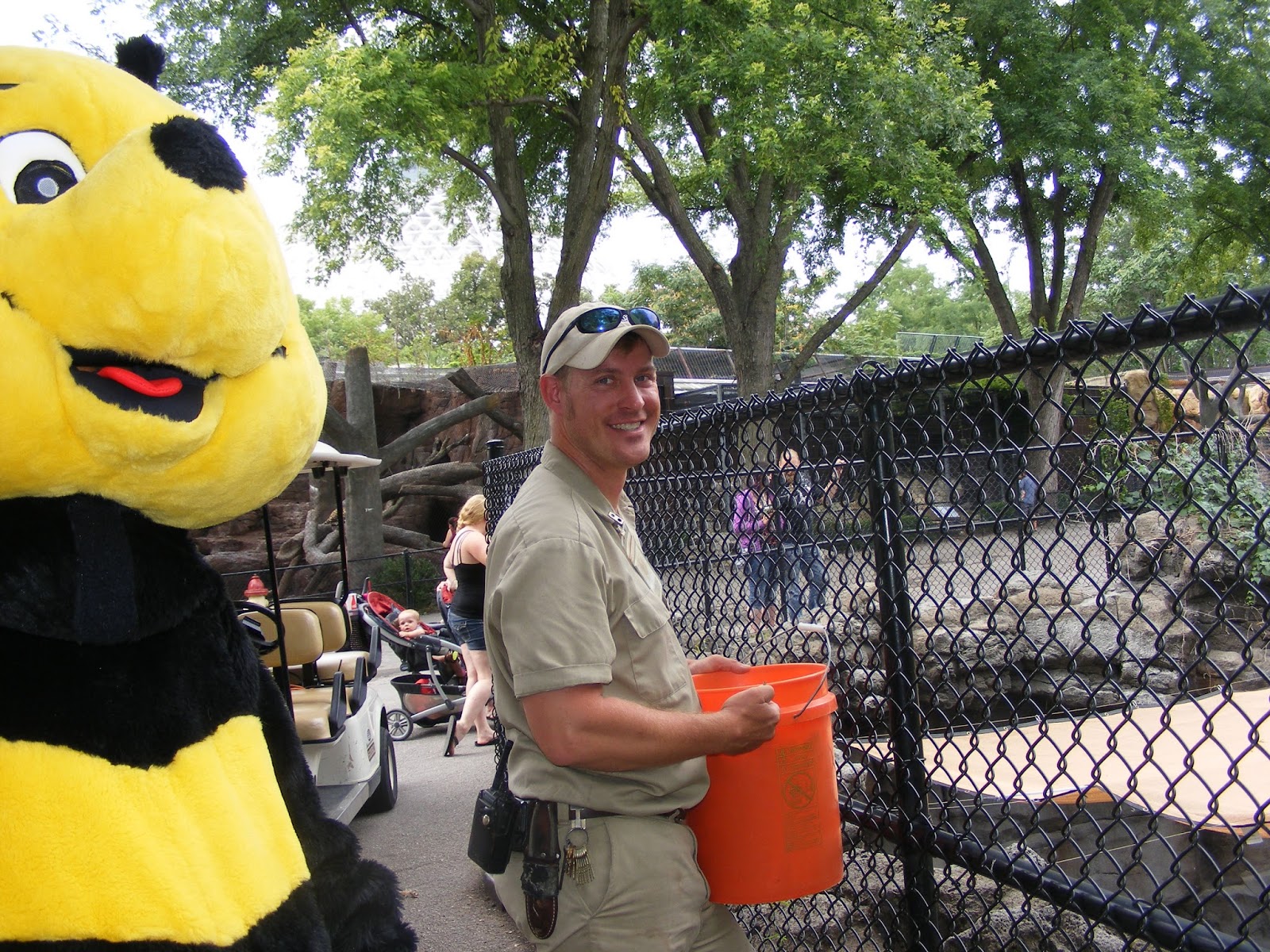 Stories Rhymes and Singalong Times! Zoo Workers