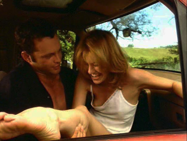 10 Rare Nudes #7 (Emma Watson, Jessica Alba, Angie Harmon...) 244 Joey+Lauren+Adams++(2)