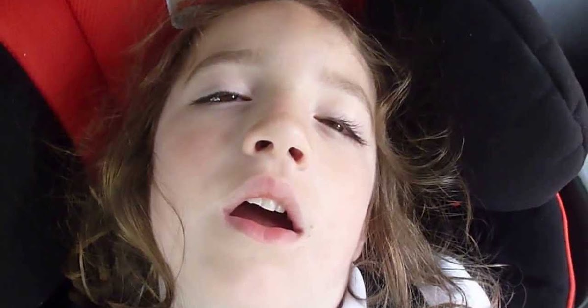 FransBelle Why people sleep with their eyes open? find out&hellip;