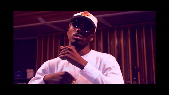 Pries fala sobre a No Glue 3, Influências, Ressuscitando o Tupac para uma colaboração e mais Pries fala sobre a No Glue 3, Influências, Ressuscitando o Tupac para uma colaboração e mais