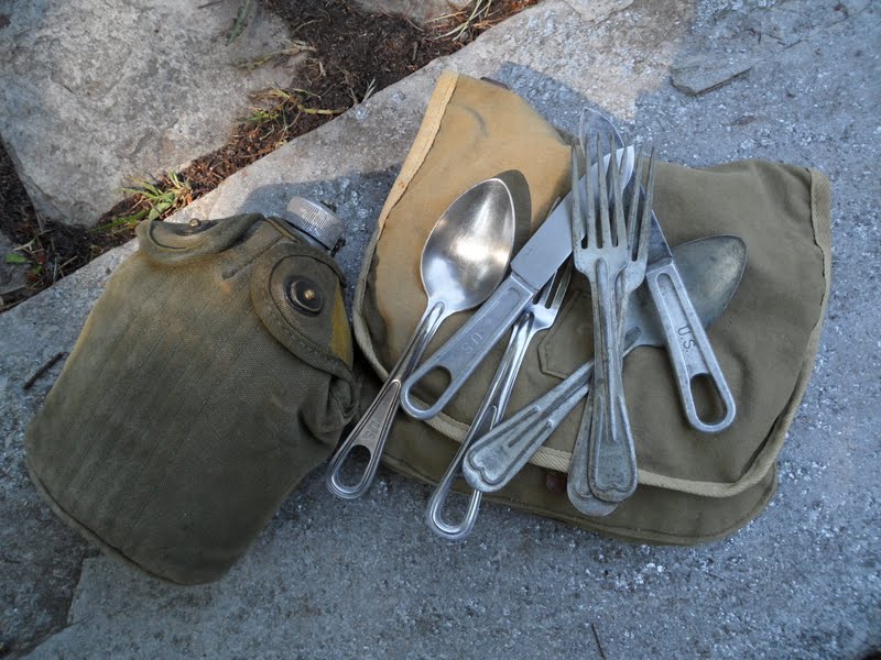 Four Bees WW1 & WW2 US Mess Silverware, Canteen, and Mess Kit Bag