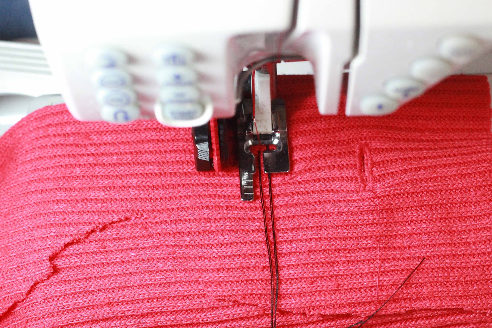 Girls in the Garden Corded Buttonhole Tutorial