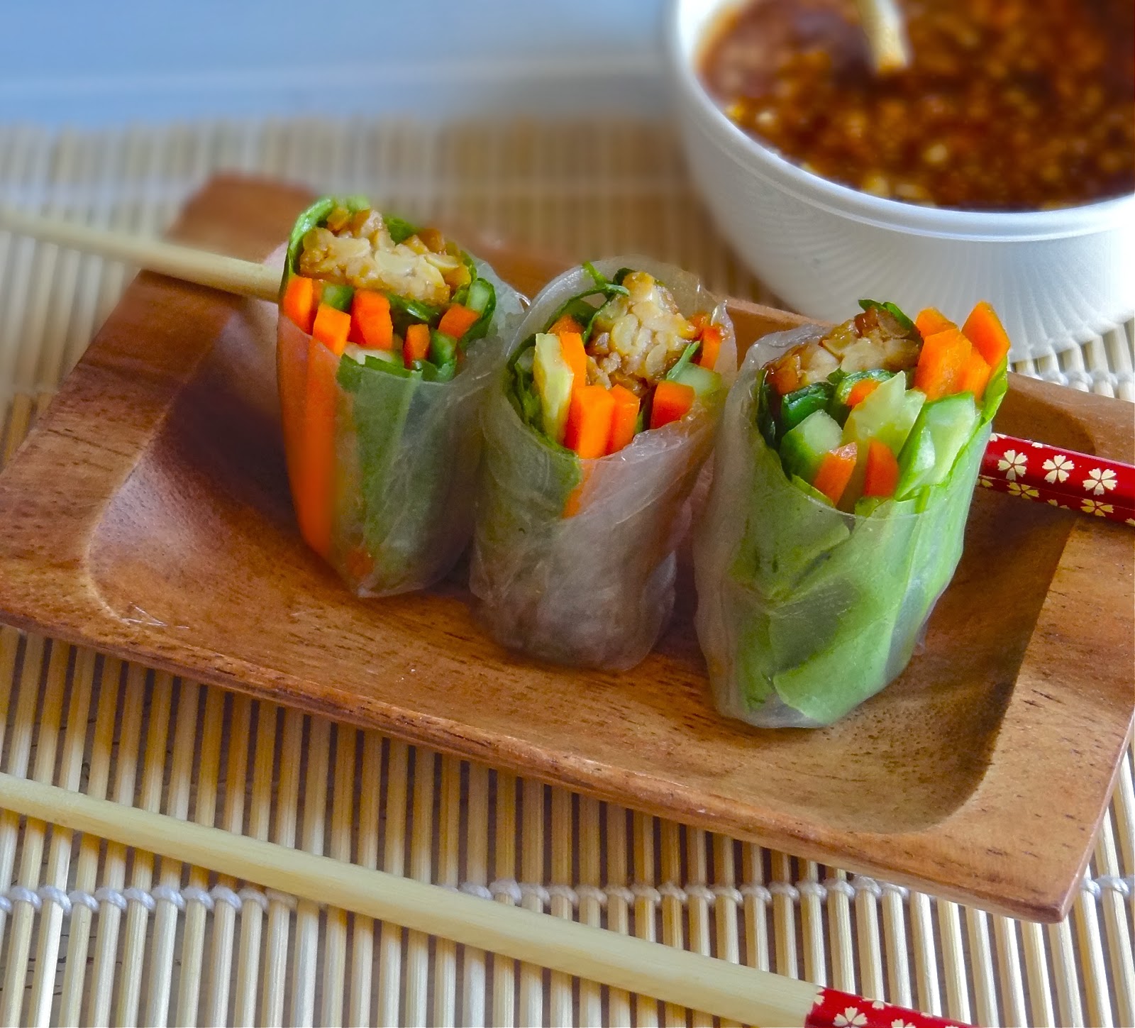 Tempeh teriyaki summer rolls